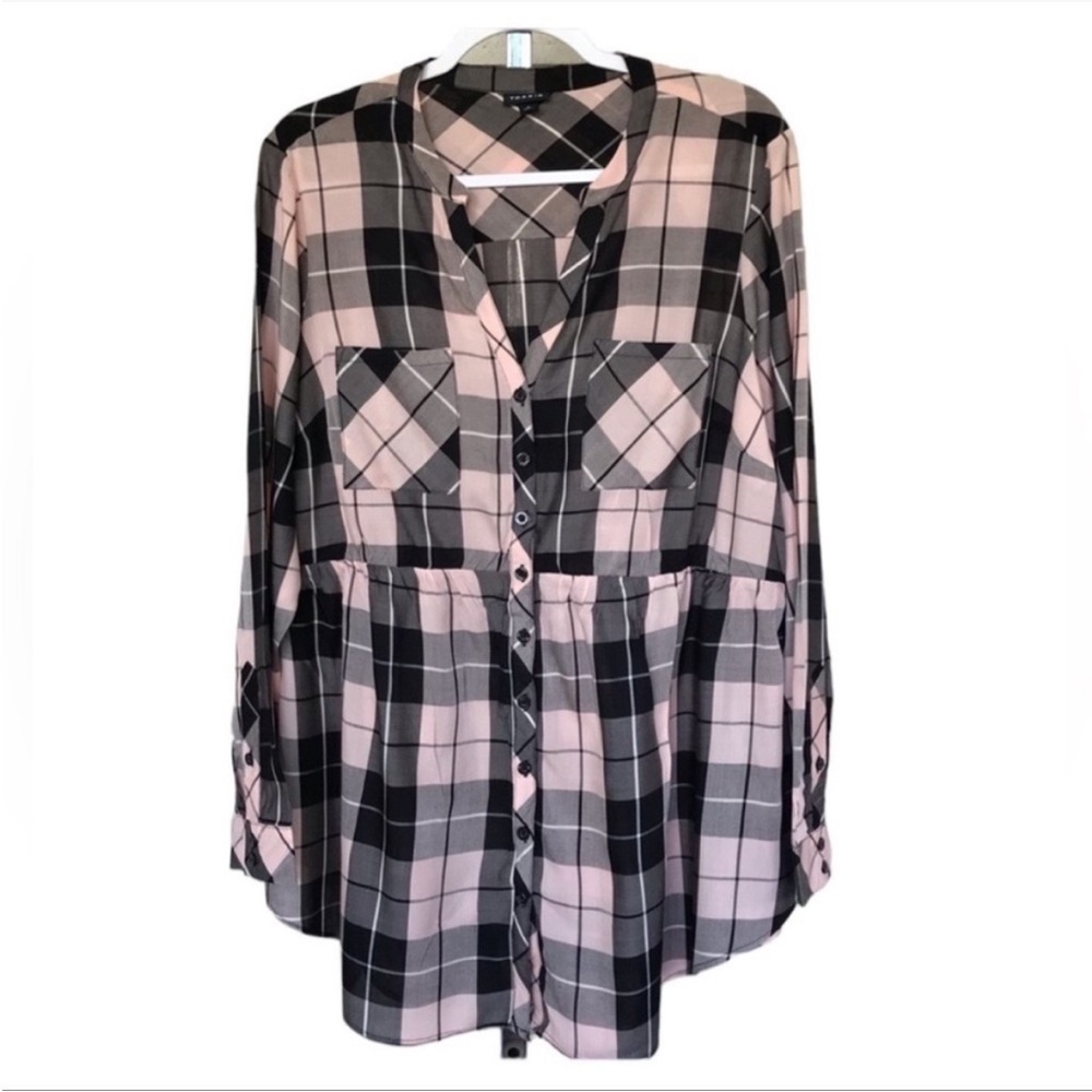Torrid Button Down Long Sleeves Plaid 
Shirt Size 2 (2X)